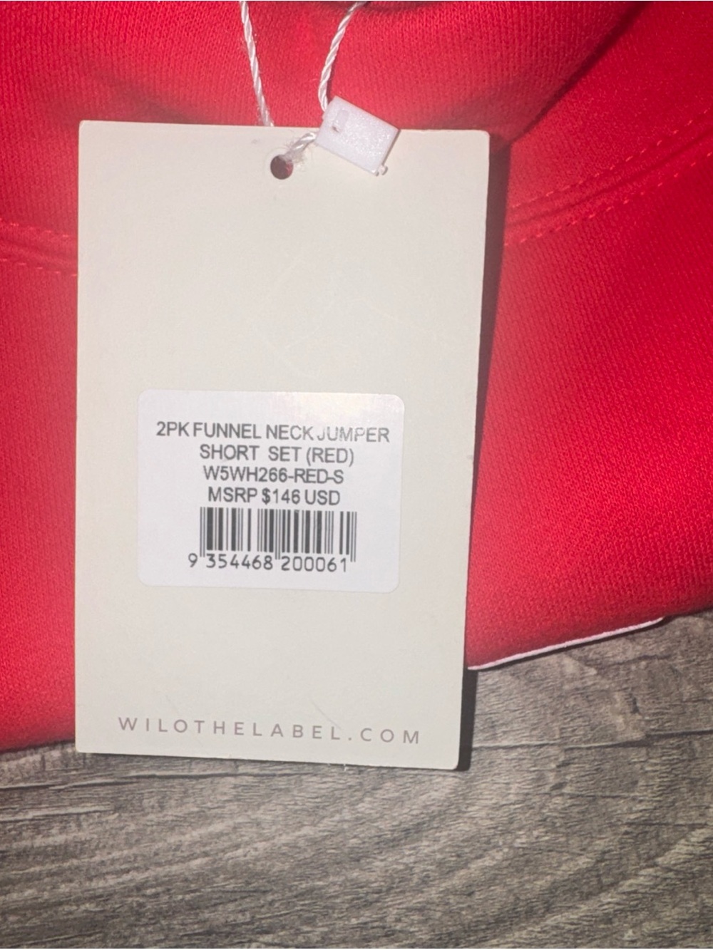 Wilo the label NWT Sporty Red Sweatshirt & Shorts Set size small - Picture 9 of 9